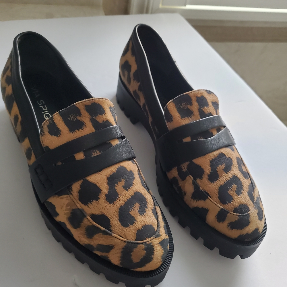 Via Spiga Leopard Print Flats with Black Details